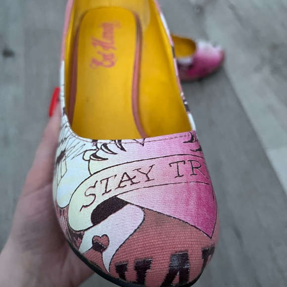 Ed Hardy High Heels Size 8 - Picture 5 of 7